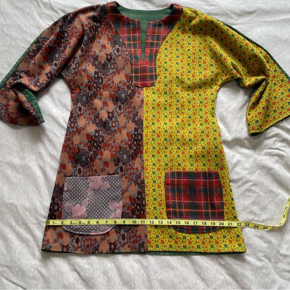 Vintage Patchwork Shift Dress with Pockets - Picture 4 of 4